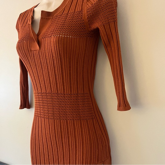 Sandro 3/4 Sleeve Ribbed V Neck Burnt Orange Sweater Size 1 (US Small) - Picture 7 of 16